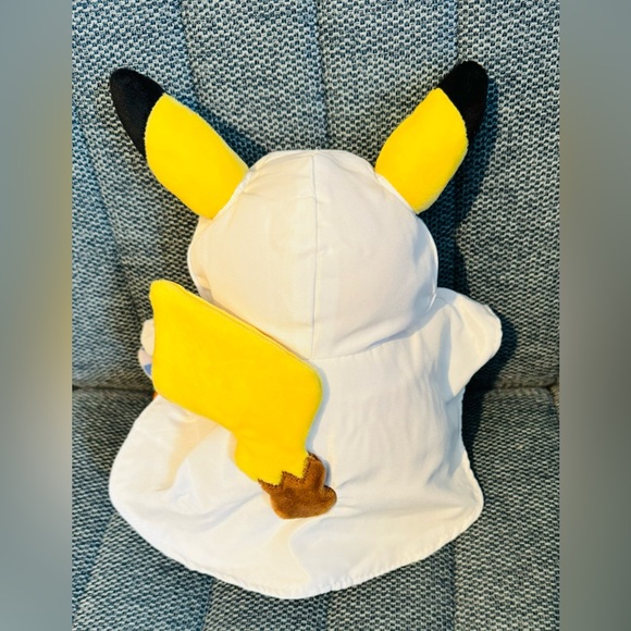 Pokémon- Rare 2017 Pikachu Costume Plush (NWOT) - Picture 2 of 4